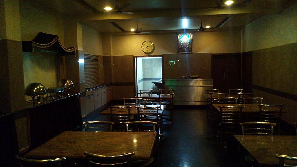 Sivamurugan Hotell Kumbakonam Eksteriør bilde