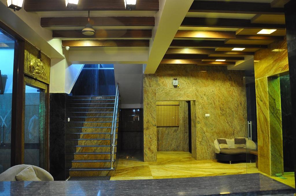 Sivamurugan Hotell Kumbakonam Eksteriør bilde