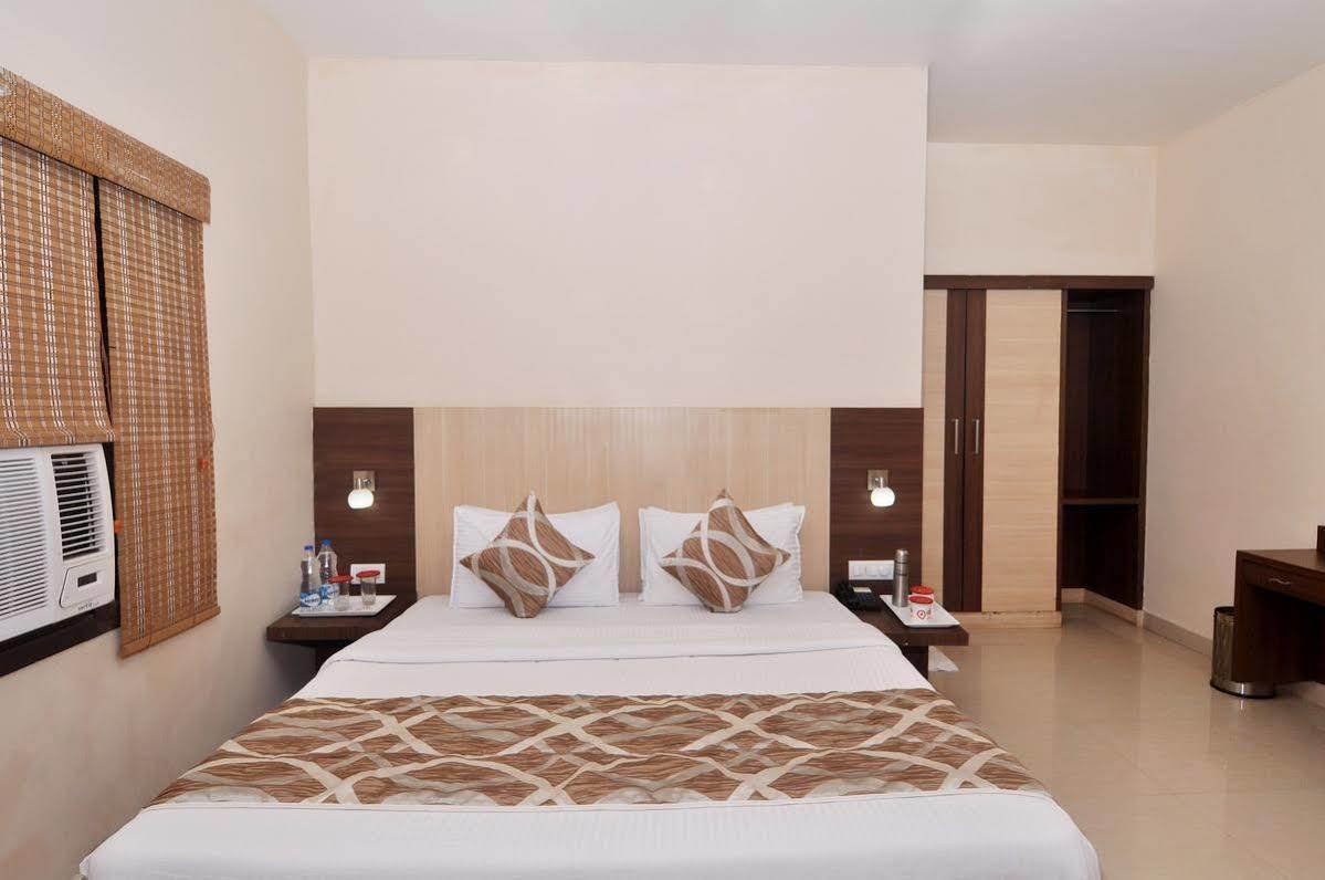 Sivamurugan Hotell Kumbakonam Eksteriør bilde
