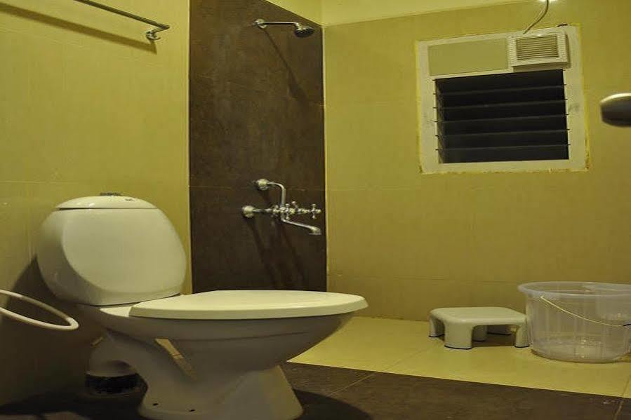 Sivamurugan Hotell Kumbakonam Eksteriør bilde