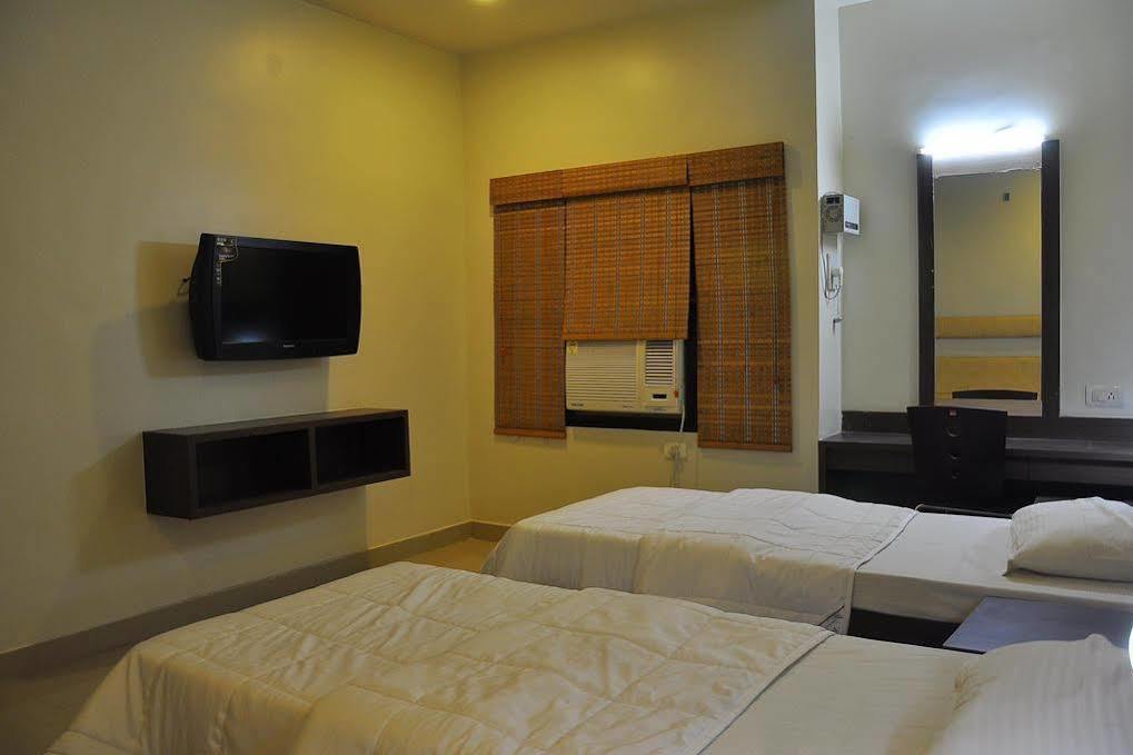 Sivamurugan Hotell Kumbakonam Eksteriør bilde